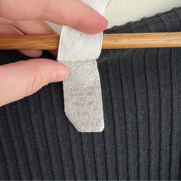 Garb Artsy Black Vintage 90s Crop Top - Picture 6 of 6